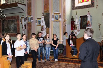Вінницька молодь на прощі в Уневі